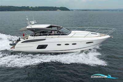 Princess Yachts V48 Motorbåt 2016, med 2 x Volvo Ips 600 motor, England