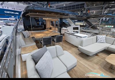 Princess Yachts X80 Motorbåt 2024, med 2 x Princess X80 motor, England