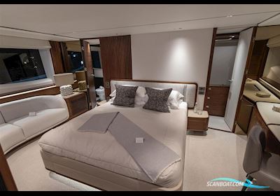 Princess Yachts X80 Motorbåt 2024, med 2 x Princess X80 motor, England