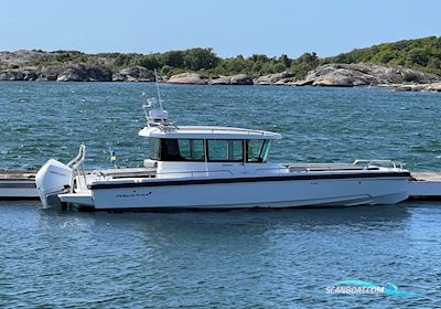 Axopar 28 Cabin AC Motorboat 2020, with Mercury 300hk Verado XL V8 White engine, Sweden