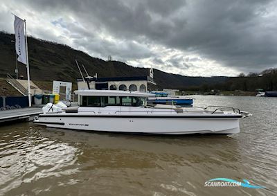 Axopar 37 Cross Cabin - Aft Cabin Motorboat 2023, with Mercury engine, Germany