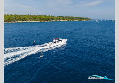 Axopar 45 Cross Top - U Sofa Motorboat 2024, with Mercury engine, Finland