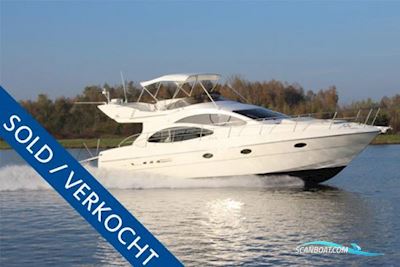 Azimut 42 Motorboat 2001, with Caterpillar engine, The Netherlands