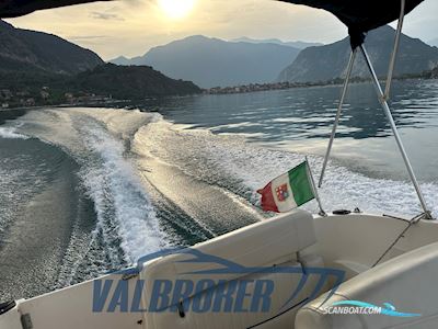 Bayliner 245 Ciera Motorboat 2005, with Mercruiser Mag 350 V8 engine, Italy