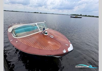 Riva Ariston Motorboat 1960, with Chris Craft engine, The Netherlands