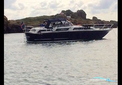 Swordsman 37 Aft Cabin Motorboat 2004, with Volvo engine, France