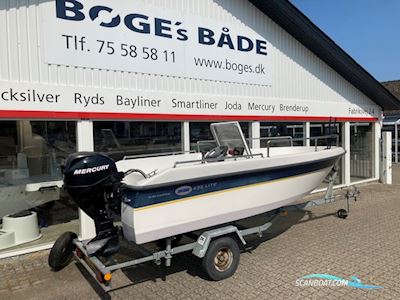 Askeladden 435 Lite Med 30 hk Mercury-Efi 4 Takt Efi og 500 kg Bådtrailer - Anvisningssalg Motorboot 2023, Dänemark