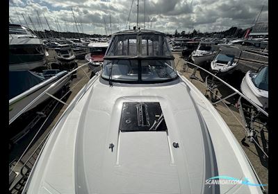 Bavaria S29 Motorboot 2024, mit Volvo Penta motor, England