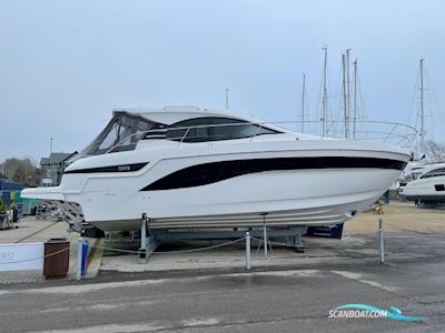 Bavaria SR41 HT Motorboot 2023, mit Volvo Penta motor, England