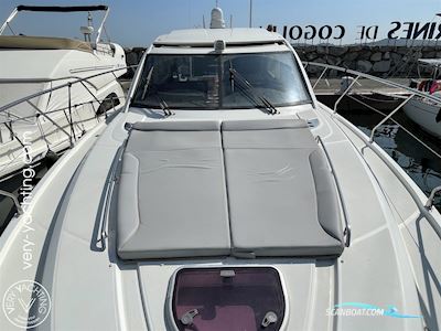 Beneteau Gran Turismo 49 Motorboot 2013, mit Volvo Penta D6 IPS 600 motor, Frankreich