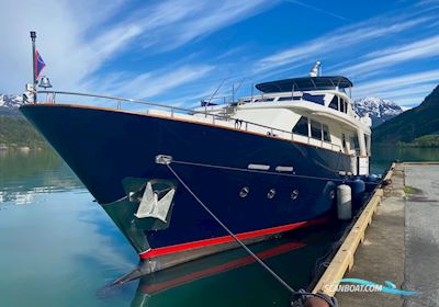 Benetti 79 Sail Division Motorboot 2001, mit Mann D2866 Lxe 278 kW motor, Norwegen