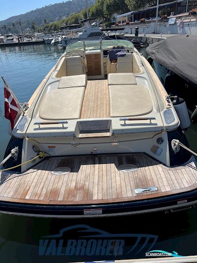 Chris Craft Corsair 34 Motorboot 2018, mit Mercruiser 8.2 L B3 Dts Fwc motor, Frankreich