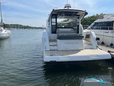 Jeanneau Leader 46 Motorboot 2018, mit Volvo Penta D6-370 motor, England