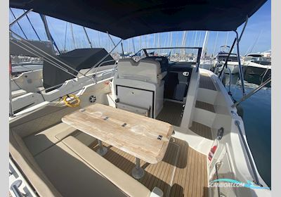 Quicksilver ACTIV 875 SUNDECK Motorboot 2019, mit MERCURY  motor, Frankreich