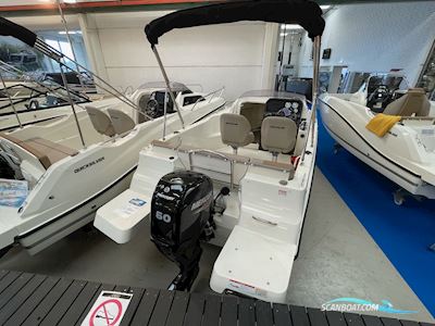 Quicksilver Activ 505 Cabin Motorboot 2024, Dänemark