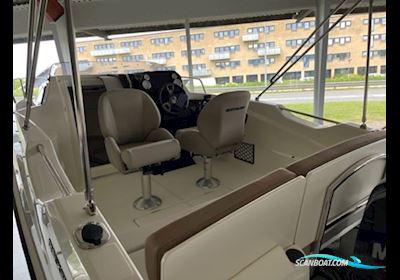 Quicksilver Activ 555 Cabin med Mercury F100 EFI ELPT (masser af ekstra udstyr)  TILBUD Motorboot 2024, Dänemark
