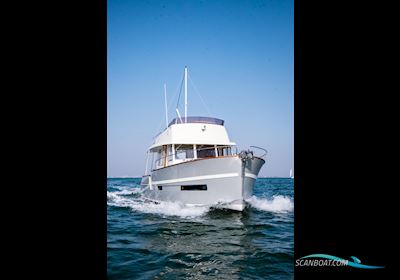 Rhea 34 Trawler Motorboot 2024, Frankreich