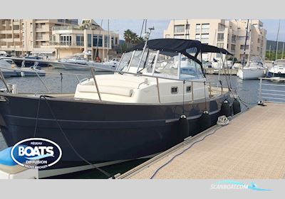 Rhea 850 open Motorboot 2019, mit Volvo penta motor, Frankreich