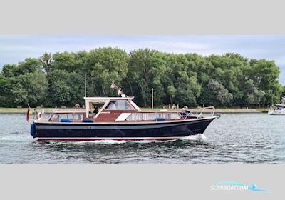 Schwartz Imperator Motorboot 1970, mit Solé motor, Deutschland