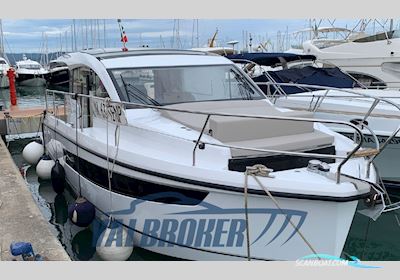 Sealine C335V Motorboot 2021, mit Suzuki BF motor, Italien