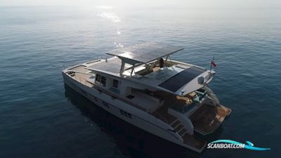 Serenity Yachts Serenity 64 Hybrid Solar Electric Powercat Motorboot 2018, mit 2 Moteurs Elctriques HM56W 20KW + 2 Nanni Diesel 200CV motor, Spanien