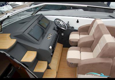 Windy 32 Grand Zonda RS Motorboot 2021, mit Volvo Penta motor, Sweden