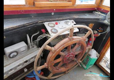 Barge Dutch Bunker Motorboten 1960, met DAF motor, United Kingdom