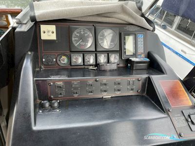 Bayliner 2655 Wide Body Motorboten 1989, met Mercruiser motor, The Netherlands