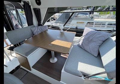 Beneteau Antares 9 OB Motorboten 2019, met Yamaha motor, The Netherlands