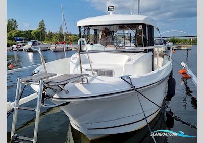 Jeanneau Merry Fisher 855 Marlin Motorboten 2015, met Yamaha F 200 FETX motor, Sweden