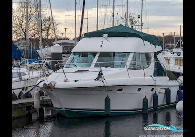 Jeanneau Prestige 32 Flybridge Motorboten 2002, met Volvo Penta Tamd41P motor, United Kingdom