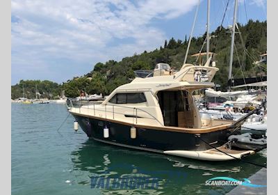 Portofino Marine 37 Fly Motorboten 2011, met Ftp Industrial NG Dent M 37 motor, Italië