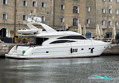 Princess 67 Flybridge Motorboten 2005, met Man V10 1100 Cmr motor, Denemarken