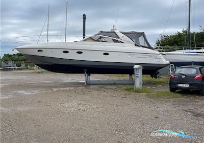 Princess V42 Motorboten 2000, met Volvo Penta Kad44 motor, Denemarken