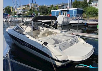 Stingray 225 LR, Bj. 2011 Ähnl. Bayliner Motorboten 2011, met Volvo Penta 5.7 Gxi / DP Mit Zweikreiskühlsystem motor, Duitsland