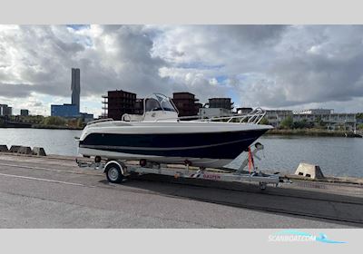 Uttern S64 Exclusive Motorboten 2006, met Mercruiser motor, Sweden