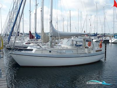 Compass 31 Motorseglar 1975, med Yanmar, 3JH5E 28
 motor, Danmark