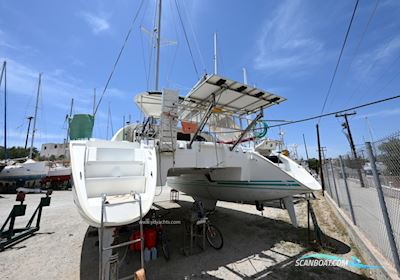 Lagoon 410 S2 Multi hull boat 2002, with Yanmar 3JH3E engine, Greece