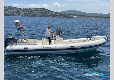 Capelli TEMPEST 700 SUN Rubberboten en ribs 2015, met Yamaha motor, France