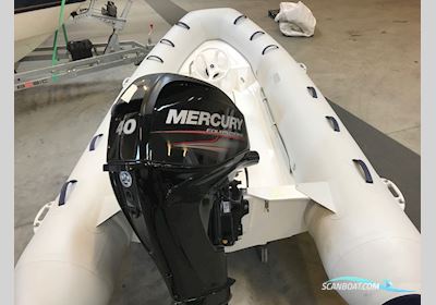 Mercury 420 Ocean Runner Rib Rubberboten en ribs 2016, met Mercury F40 Elpt Efi motor, Denemarken