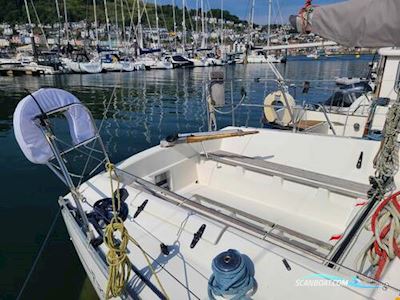 Beneteau First 285 Sailing boat 1989, with Volvo Penta 2002 engine, United Kingdom