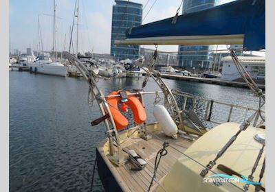 Classic Yacht Great Dane 37 Sailing boat 1970, with Perkins 4236 engine, United Kingdom