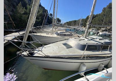 Dufour 2800 Sailing boat 1980, with Volvo Penta engine, France