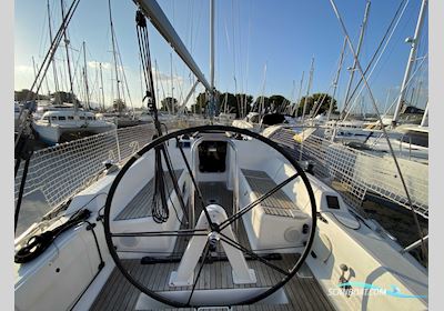 Dufour 34 E Sailing boat 2011, with Volvo engine, France