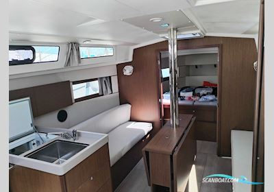 Dufour 382 Grand Large Sailing boat 2017, with Volvo Penta engine, France