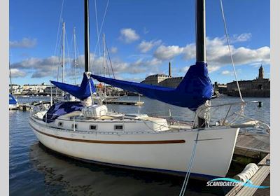 Freedom 35 Sailing boat 1981, with Beta Marine engine, United Kingdom