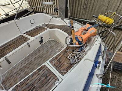 Bavaria 300 Sailingboat 1993, with Volvo Penta 2-Zyl. Diesel 2002 engine, Germany