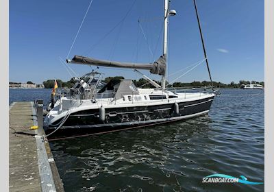 Hunter 410 Sailingboat 2000, with Yanmar 4JH2TE engine, Germany