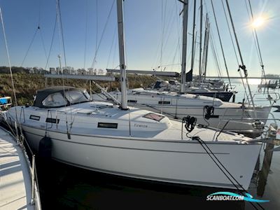 Bavaria 32 Cruiser Segelbåt 2012, med Volvo Penta motor, Holland