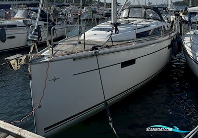 Bavaria 37 Cruiser Segelbåt 2015, med D1-30F motor, Danmark